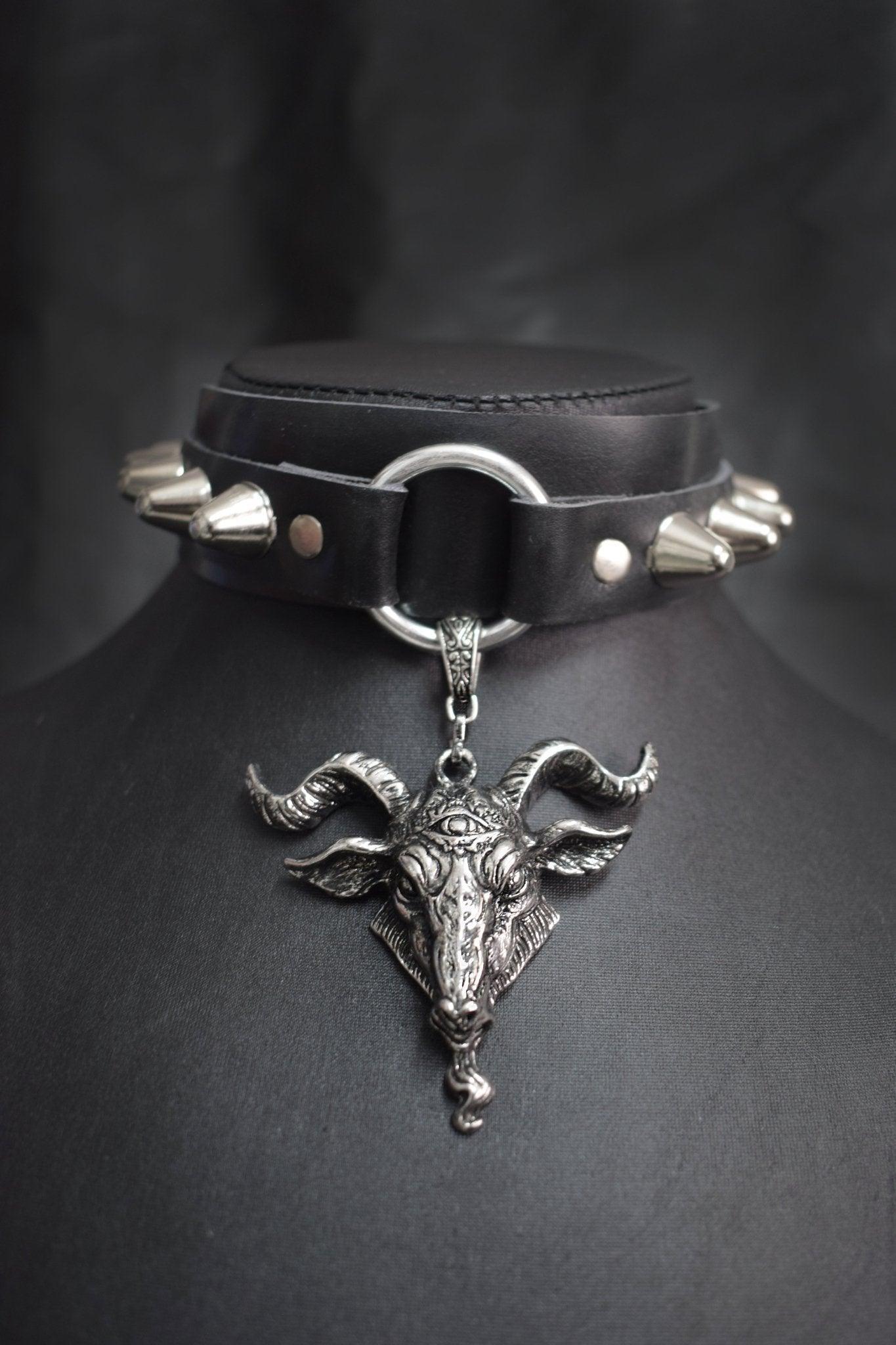 Handmade Vegan Leather Choker,Spikes O-ring Baphomet pendant - Black metal Collar - Finedaytodie