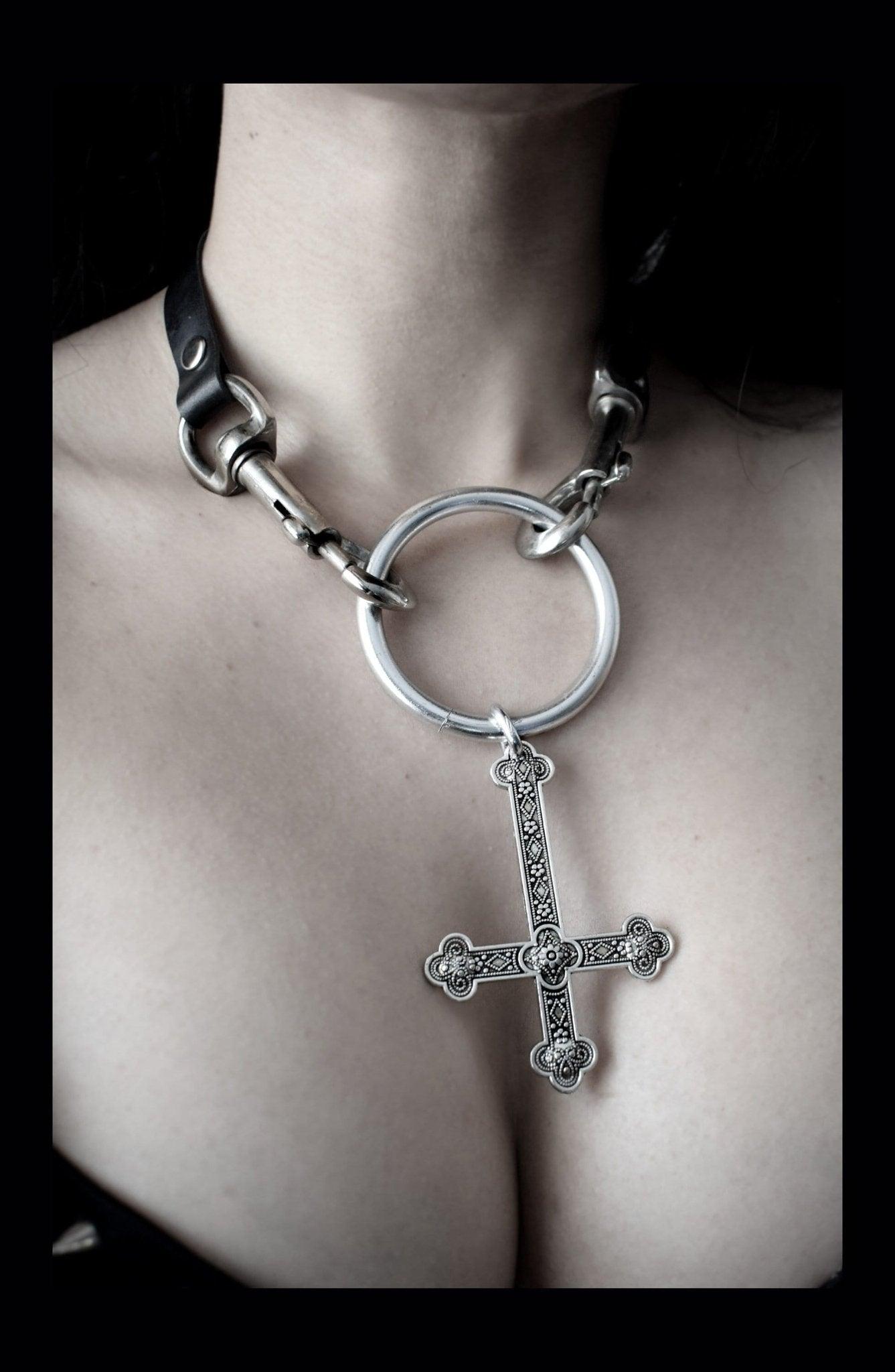 Upside-down cross choker Lobster clip design and buckle closure. O- ring Antichrist necklace inverted cross. - Finedaytodie